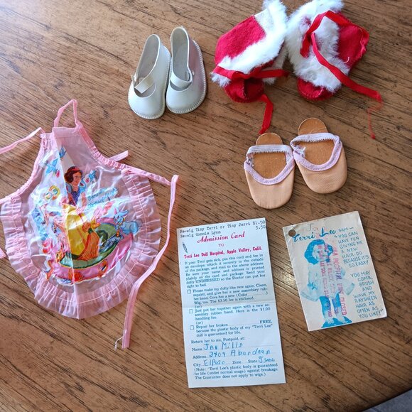 1950's Terri Lee 16" Doll with 23 Pieces of Terri Lee Clothing/Shoes - Picture 5 of 5
